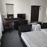 Meyer 3*