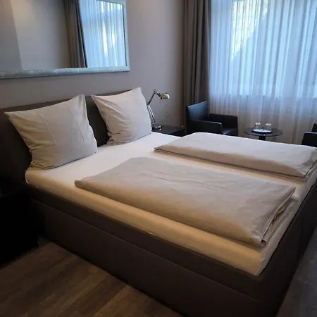 Meyer Otel 3*