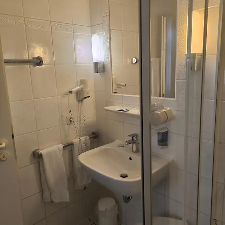 Otel Meyer Bergheim (Rhein-Erft-Kreis)